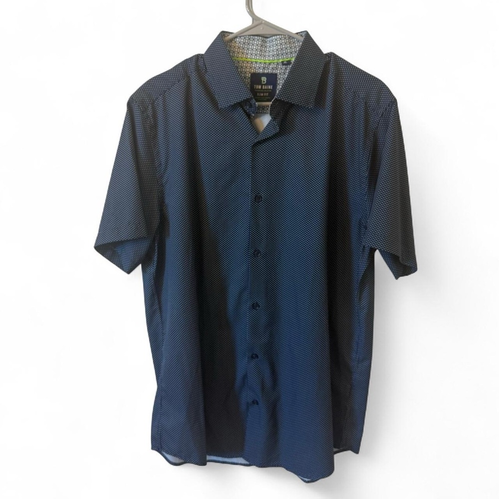 Tom Baine Button Up Shirt Mens Size XL  Performance Slim Fit Wrinkle Free Shirt